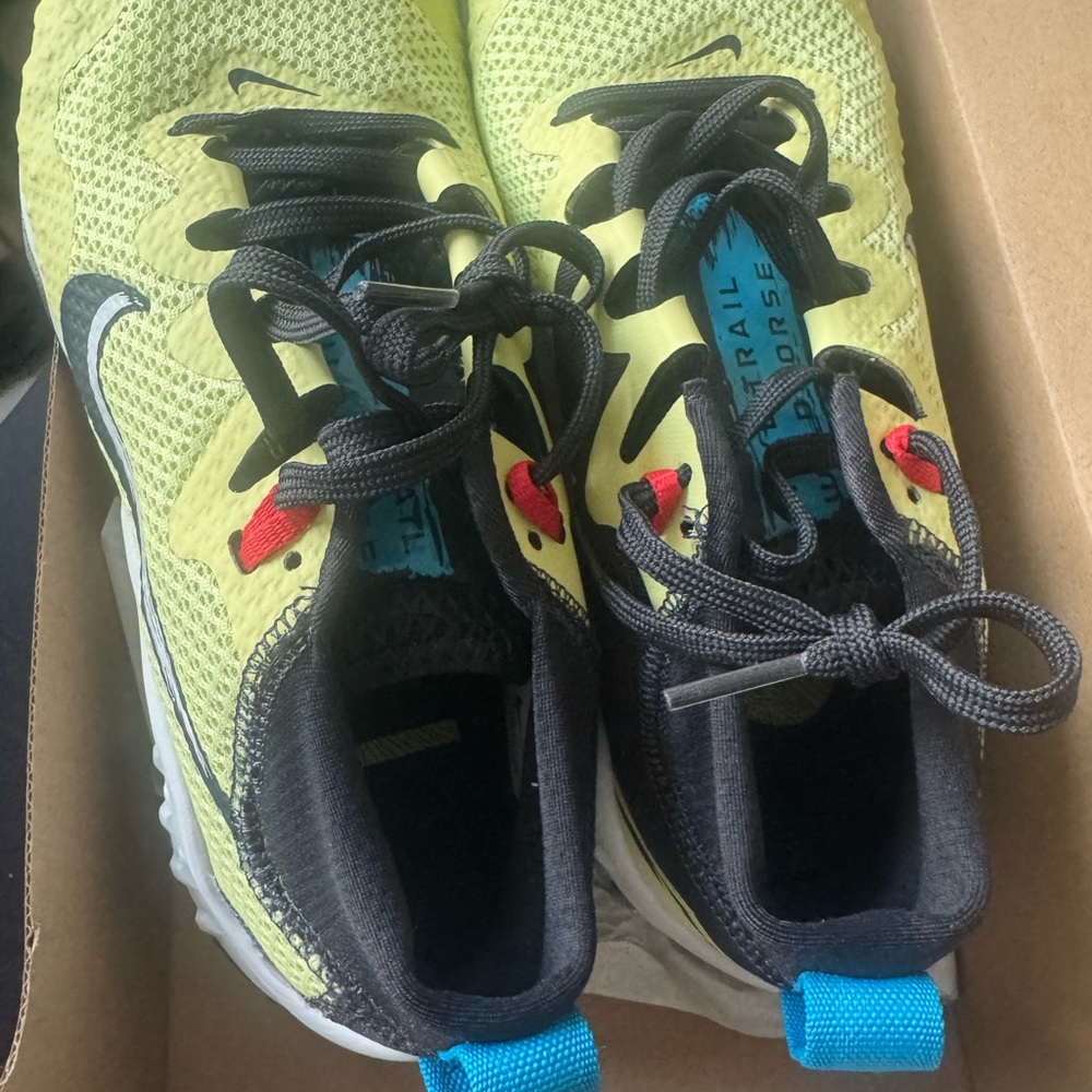 WMNS NIKE WILDHORSE 7